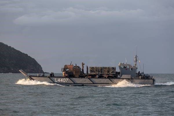 LLC trial M1A1 M88A2 45 M HX77 (12)