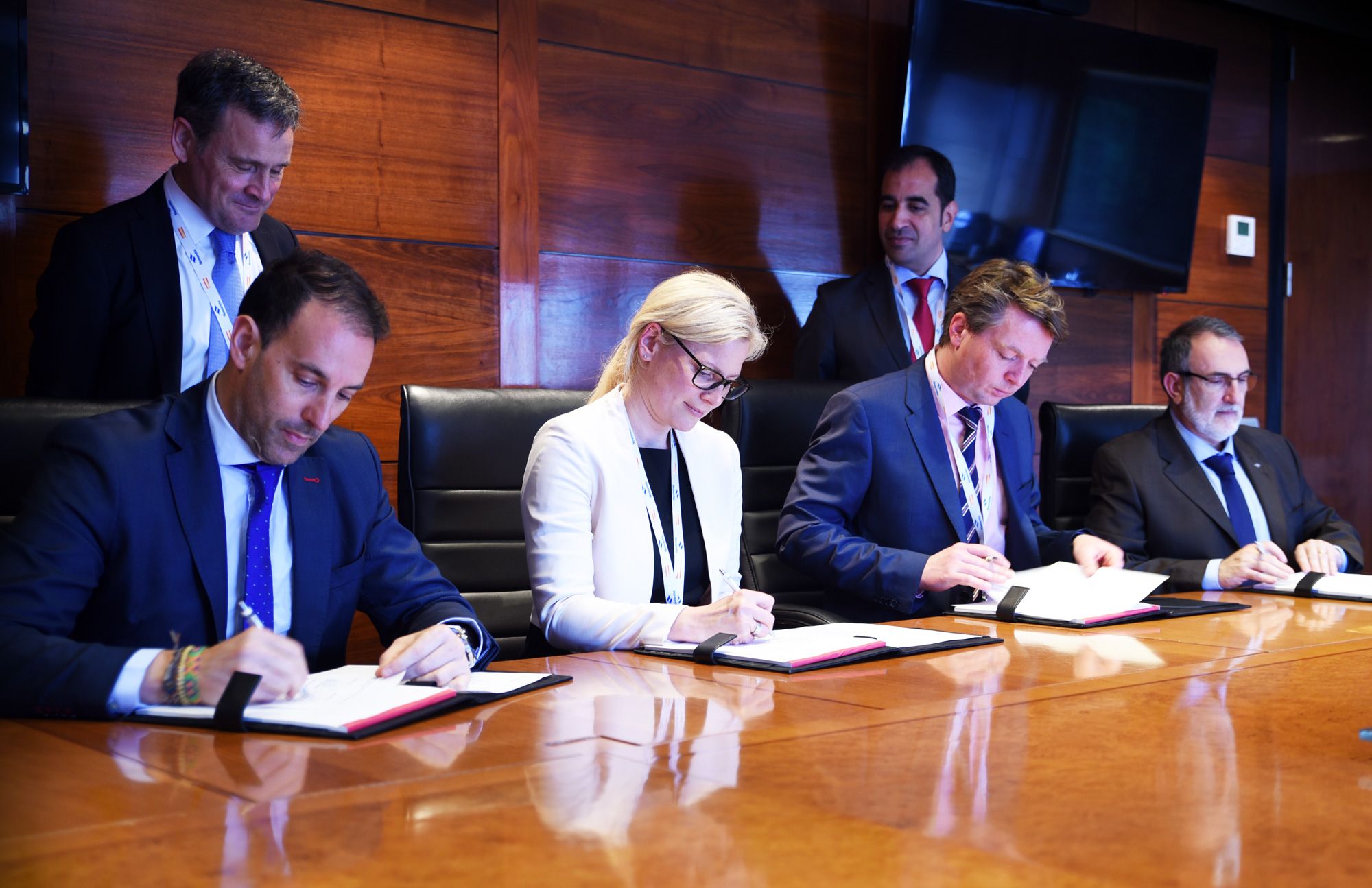 NP-Motores-MAN-03042022-imterior